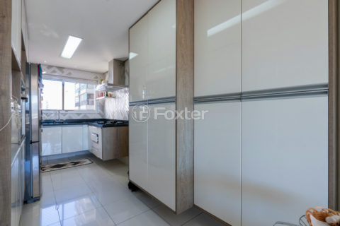 Image 42 - 1032170