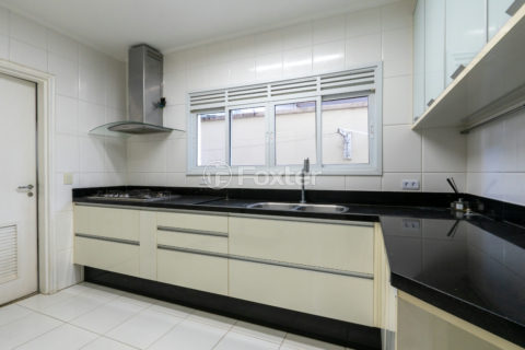 Image 38 - 1032178