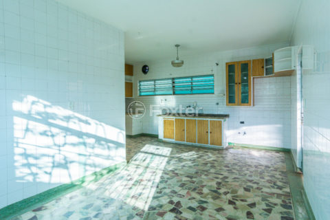 Image 7 - 1032187