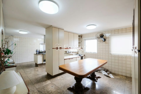 Image 22 - 1032195