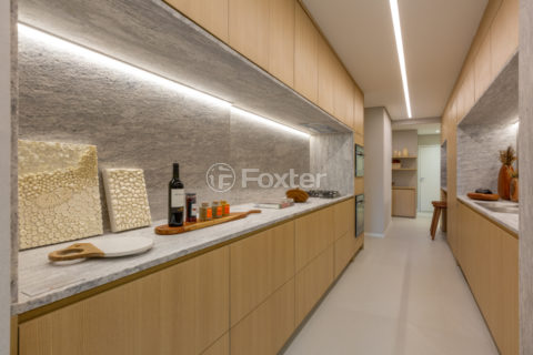 Image 33 - 1032211