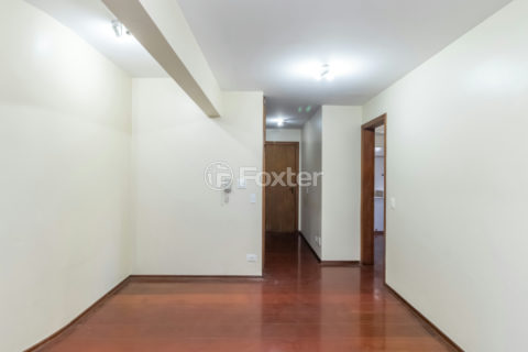 Image 32 - 1032218