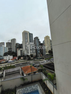 Image 10 - 1032232