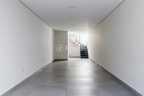 Image 43 - 1032241