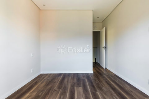 Image 34 - 1032241