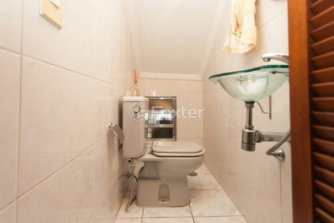 Image 7 - 1032244