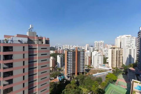 Image 10 - 1032245