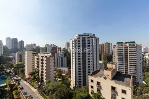 Image 42 - 1032245
