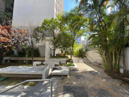 Image 74 - 1032246