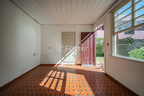 Image 40 - 1032256