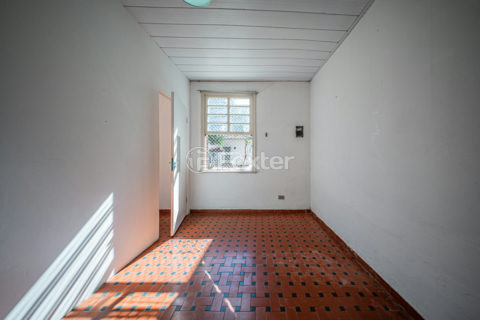 Image 43 - 1032256
