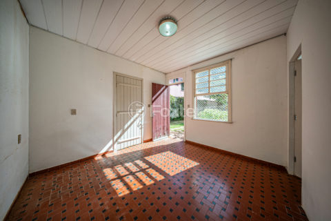 Image 39 - 1032256