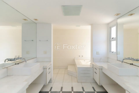Image 41 - 1032274
