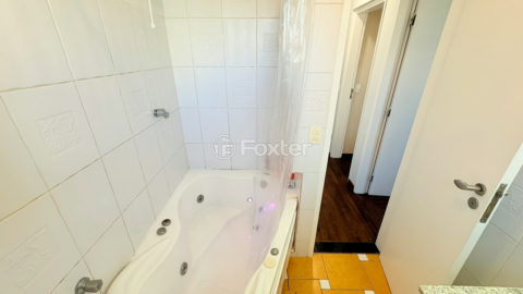 Image 32 - 1032278