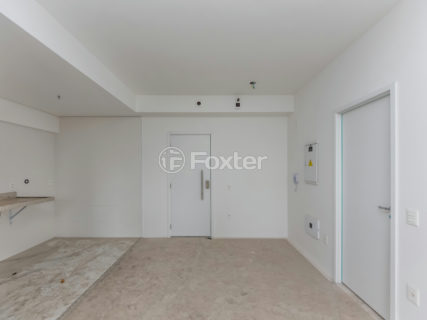 Image 35 - 1032295