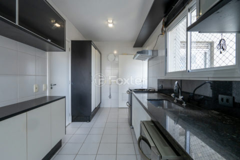 Image 43 - 1032298