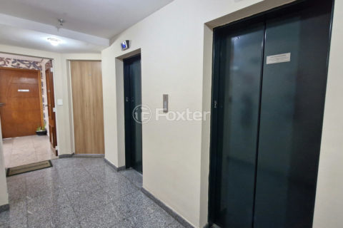 Image 4 - 1032303