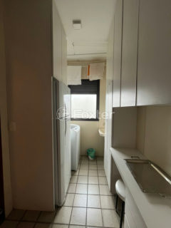 Image 7 - 1032305