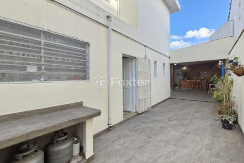 Image 35 - 1032306