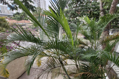 Image 19 - 1032306