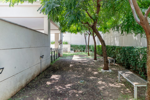 Image 58 - 1032320
