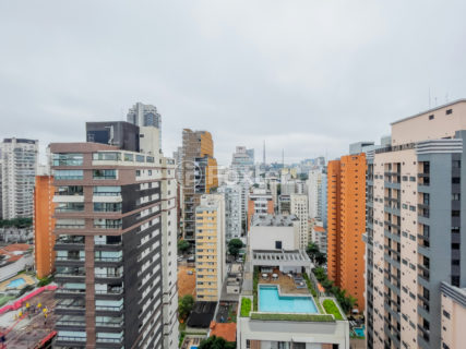 Image 7 - 1032322