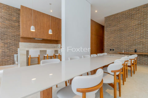 Image 44 - 1032322