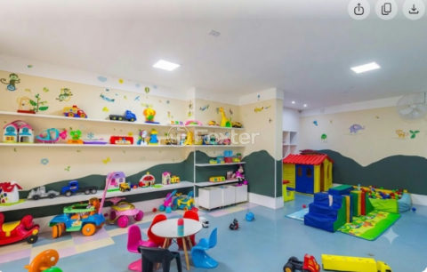 Image 32 - 1032326
