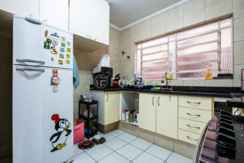 Image 23 - 1032356