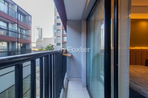 Image 11 - 1032362