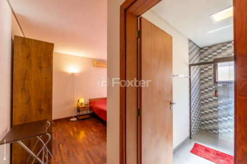 Image 30 - 1032363