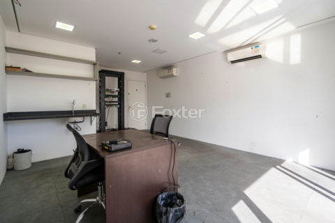 Image 4 - 1032377