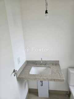 Image 4 - 1032381