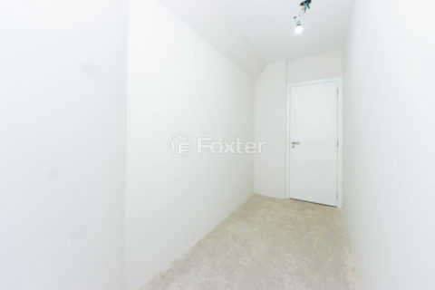 Image 34 - 1032385