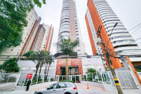 Image 20 - 1032385
