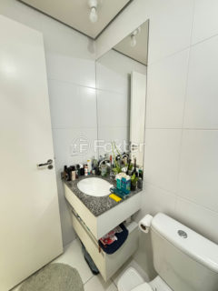 Image 21 - 1032395