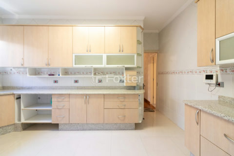 Image 31 - 1032405