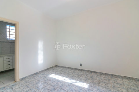 Image 37 - 1032405