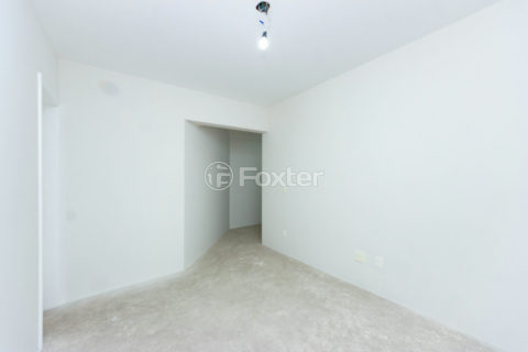 Image 32 - 1032410