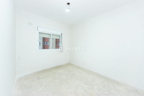 Image 34 - 1032410
