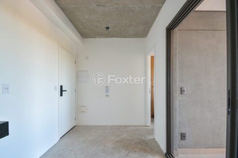 Image 4 - 1032411