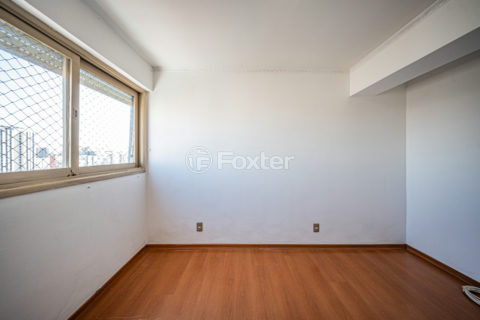 Image 44 - 1032423