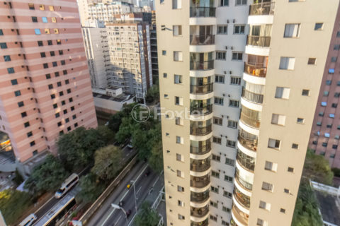 Image 17 - 1032424