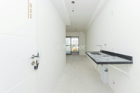 Image 7 - 1032427