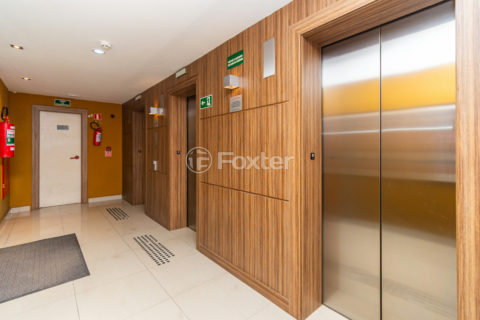 Image 17 - 1032437