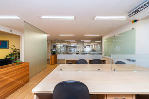 Image 23 - 1032437