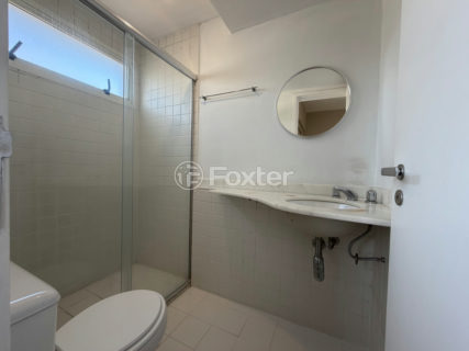 Image 21 - 1032447