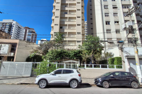Image 26 - 1032447