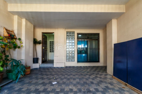 Image 42 - 1032458