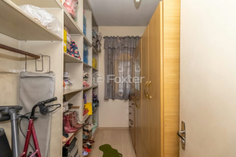 Image 17 - 1032464
